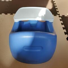 カリブー　お食事椅子の画像