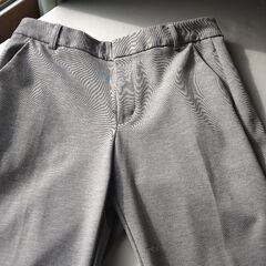 小さな傷あります　気になされない方　ＧＵパンツ