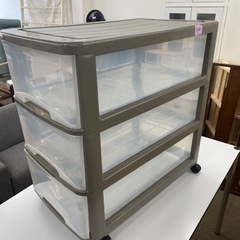 衣装ケース★3段★コロコロ付き★の画像