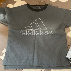 男の子　adidas 半袖短パン　140センチセットの画像