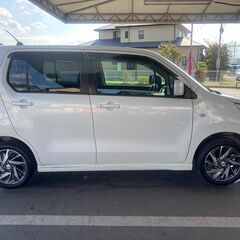 大幅値下げ！！　H25年式　スズキ　ワゴンRスティングレー　人気のホワイト（車検あり）　　の画像