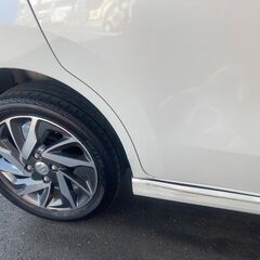 大幅値下げ！！　H25年式　スズキ　ワゴンRスティングレー　人気のホワイト（車検あり）　　の画像