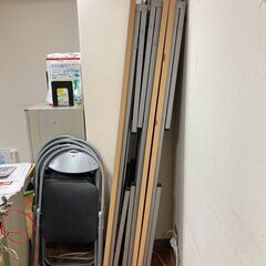 会議机（4つまで無料お渡し）