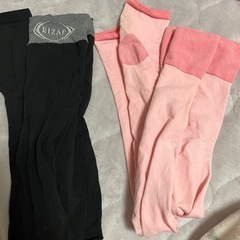 美品🌈RIZAPとピンクのスリムスパッツ 2枚の画像