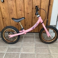 【取引中】自転車　ストライダー　ヘルメットの画像
