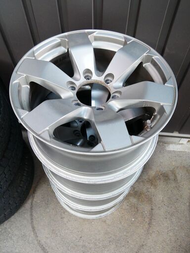 プラドなどに　17インチ　ホイール　手渡し歓迎　前橋市