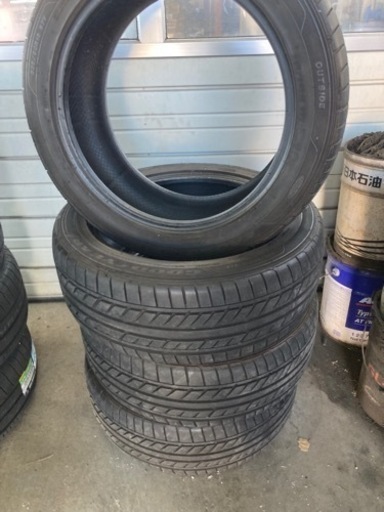 夏タイヤ 18インチ 235/50R18 2019年製