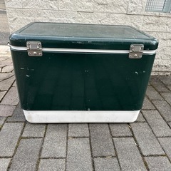 【値下げ】海やアウトドア、キャンプなどにColeman コールマン　スチールベルトクーラー　クーラーボックス　アウトドア　BBQの画像