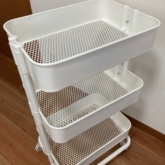 IKEA RASKOG キャスター付き収納の画像