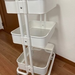IKEA RASKOG キャスター付き収納の画像