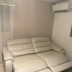 お値下げ！ニトリ　電動リクライニング本革ソファ