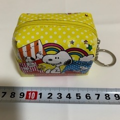 スヌーピーミニミニポーチの画像