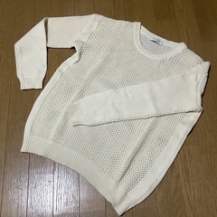 ちょっと変わったオシャレなセーター　レディース