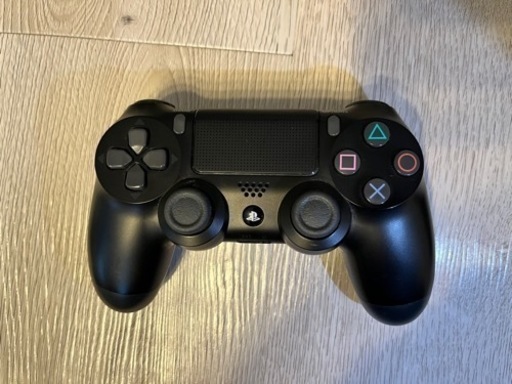  【美品】1TB PlayStation4 CUH-2100B