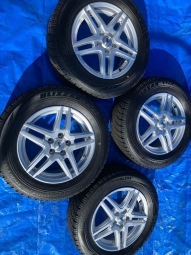スタッド レス　タイヤ　195/65R 15   4本