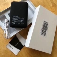 新品　モバイルバッテリー 10000mAh コンパクトの画像