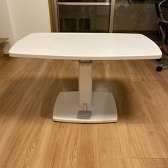 昇降式テーブルの画像
