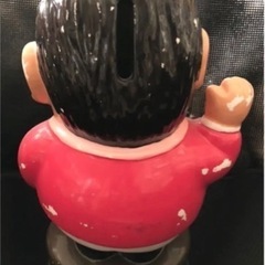 貯金箱の画像