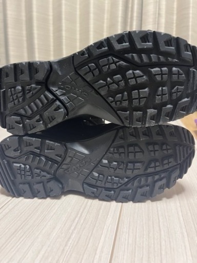 LOWA 新品、未使用　お値段だいぶ下げました✨