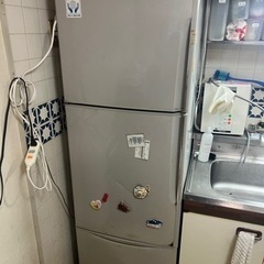 日立　370l 冷蔵庫　無料の画像