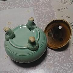 青磁 鶴雲　うさぎ　狐　香炉　古美術　骨董品の画像