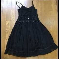 シルクワンピースの画像