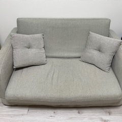 2人掛けソファ 【2月中】無料で譲ります