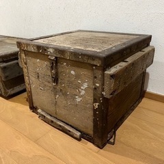 木箱①