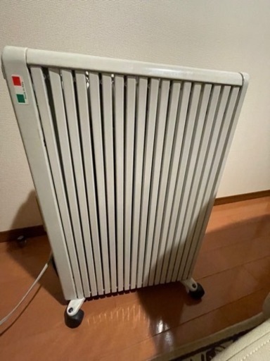 デロンギ　オイルヒーター