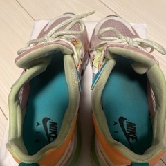 NIKE air react エアーリアクトの画像