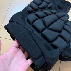 【新品未使用】スノボ　ヒッププロテクター　ユニセックス S ケツパッド　キッズ兼用可能の画像