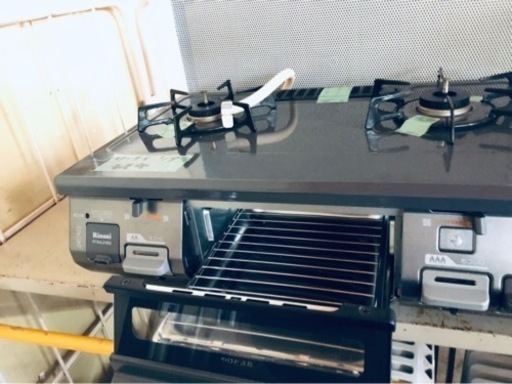 配送可能　Rinnai リンナイ RT64JHS-R 2016年 都市ガス テーブル 右強火力