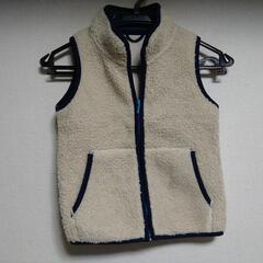 UNIQLO　ユニクロ　モコモコベスト