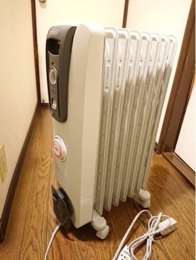 デロンギ　オイルヒーター