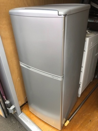 AQUA ノンフロン冷凍冷蔵庫 AQR-141C 2013年製