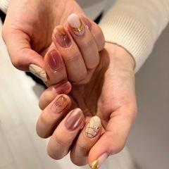 une nailsalon / (ユヌ ネイルサロン)