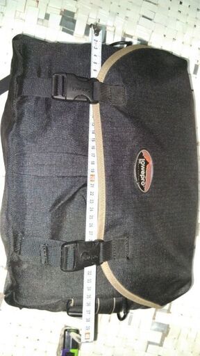 ＬＯＷＥＰＲＯカメラバッグ～バイクバッグにも！！