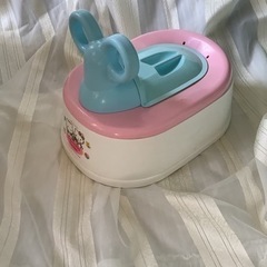 コンビ　おまる