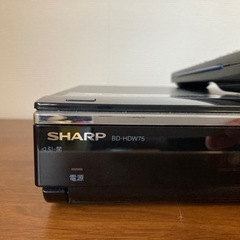 【受け渡し者決定】SHARP AQUOS ブルーレイ レコーダー　BD-HDW75 オマケ付きの画像