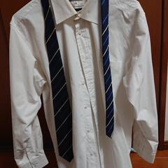名古屋情報専門学校 男子用制服一式と体操服その他の画像