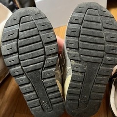 バンズ　18  ニューバランス　17 の画像