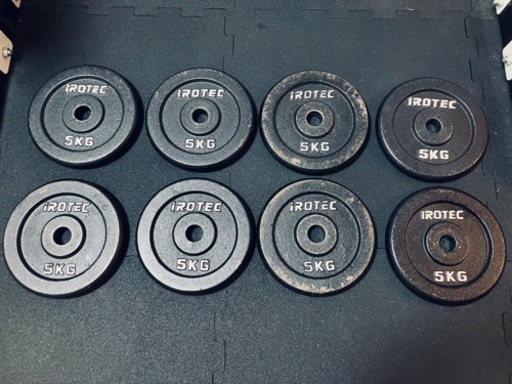 ダンベル60KGセット（アイアン） 片手30KG×2個セット+ ラバージムマット【50cm×50cm 厚み1.5cm 4枚3セット】 /IROTEC(アイロテック)