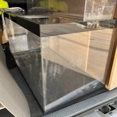 アクリル水槽 900 中古
