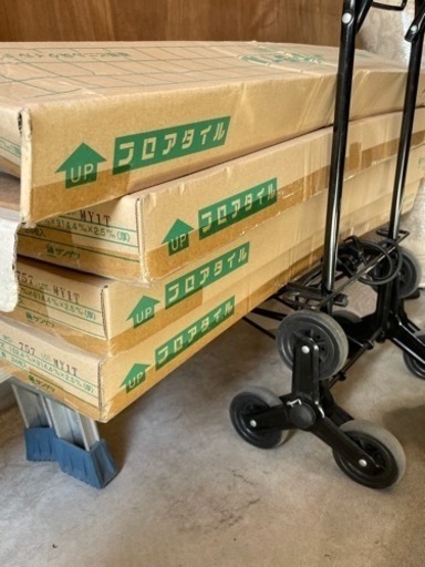 フロアタイル　複層ビニル床タイル　FT