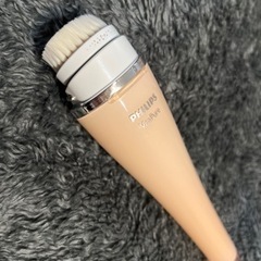 【2/3まで限定出品】フィリップス　洗顔ブラシ　