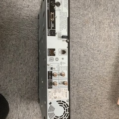 ブルーレイレコーダー　リモコン、コードなしの画像