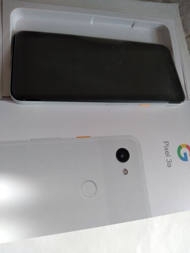 Googlepixel３a　ホワイト（ボタン部分オレンジ）SIMフリー　新品未使用品
