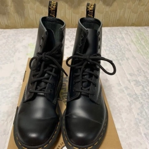 ドクターマーチン　8ホール