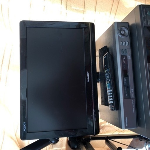 シャープ液晶テレビ19インチAQUOS