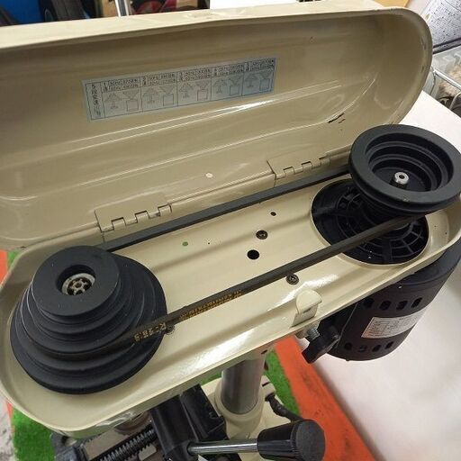 【商品状態必読】makita マキタ TB131 卓上ボール盤【野田愛宕店】【店頭取引限定】【未使用】ITQQVUK25360